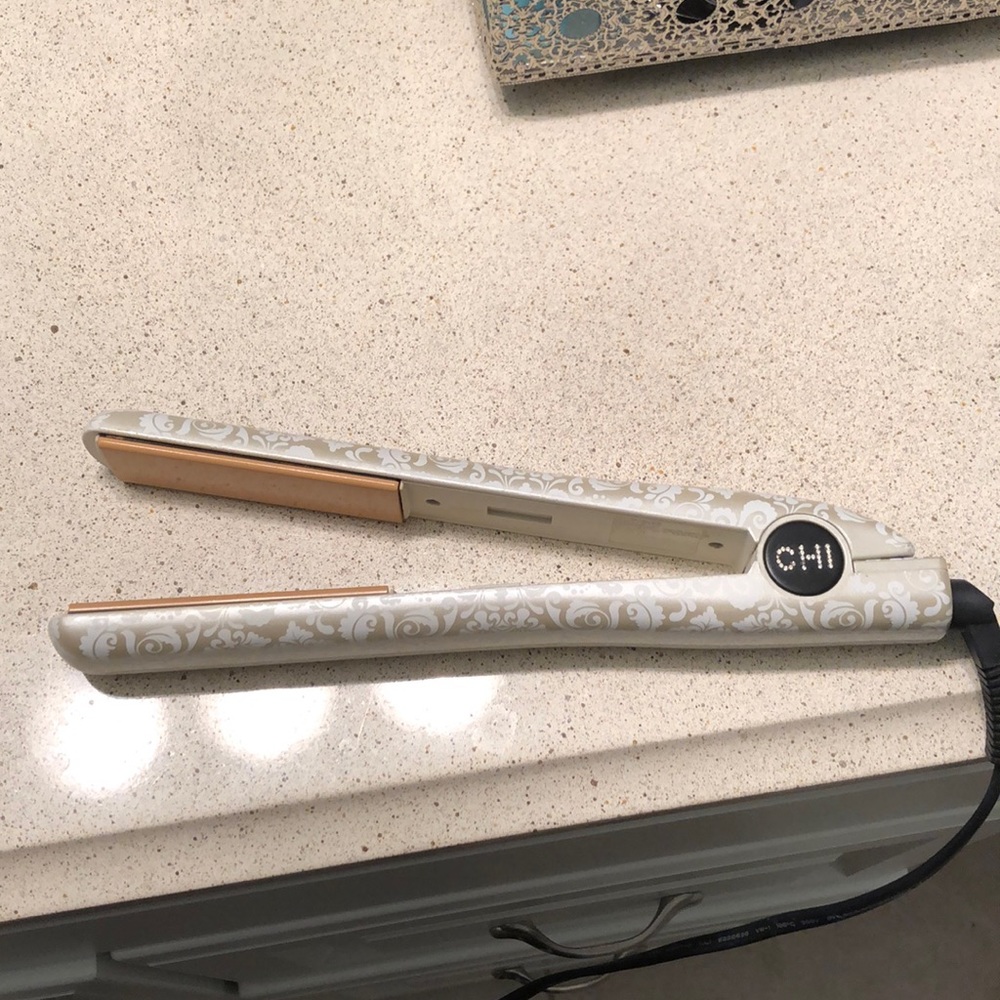 CHI Straightener
